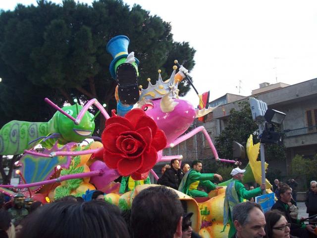 Carnevale 2011 Acquedolci 023.JPG