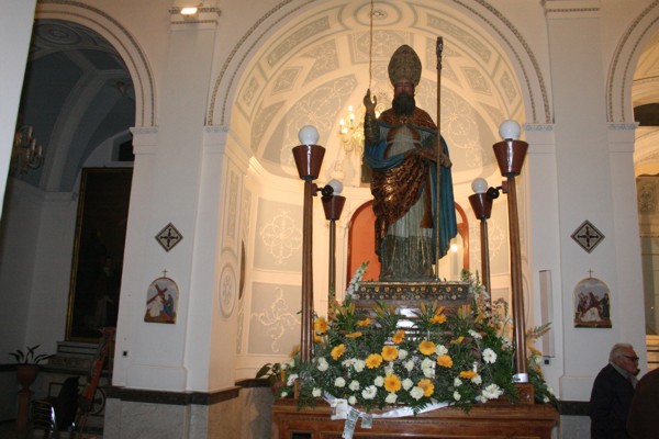 SAN NICOLA PATRONE DEL DEL PAESE