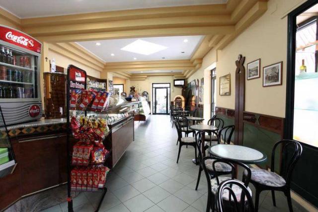 Bar Paradise (15).jpg