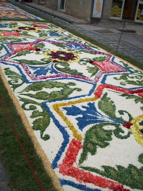 Infiorata 2011 Santo Stefano di Camastra 050.JPG
