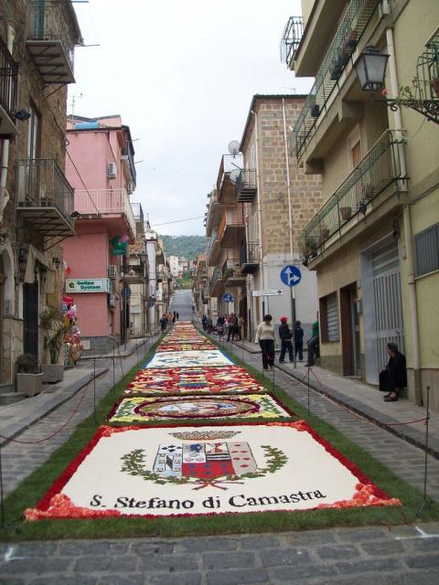 Infiorata 2011 Santo Stefano di Camastra 065.JPG