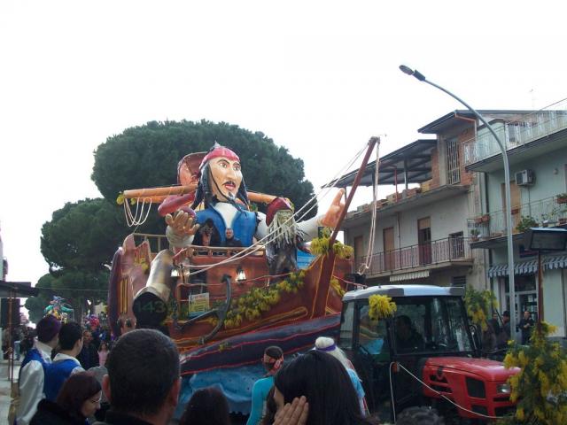 Carnevale 2011 Acquedolci 006.JPG