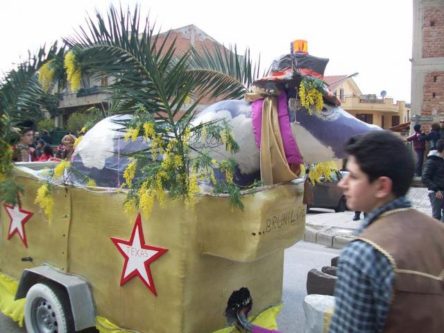 Carnevale 2011 Acquedolci 016.JPG