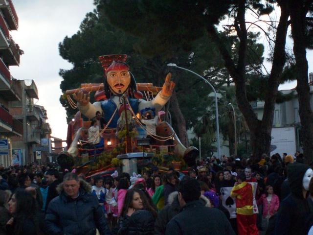 Carnevale 2011 Acquedolci 049.JPG