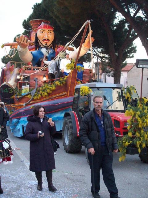 Carnevale 2011 Acquedolci 053.JPG